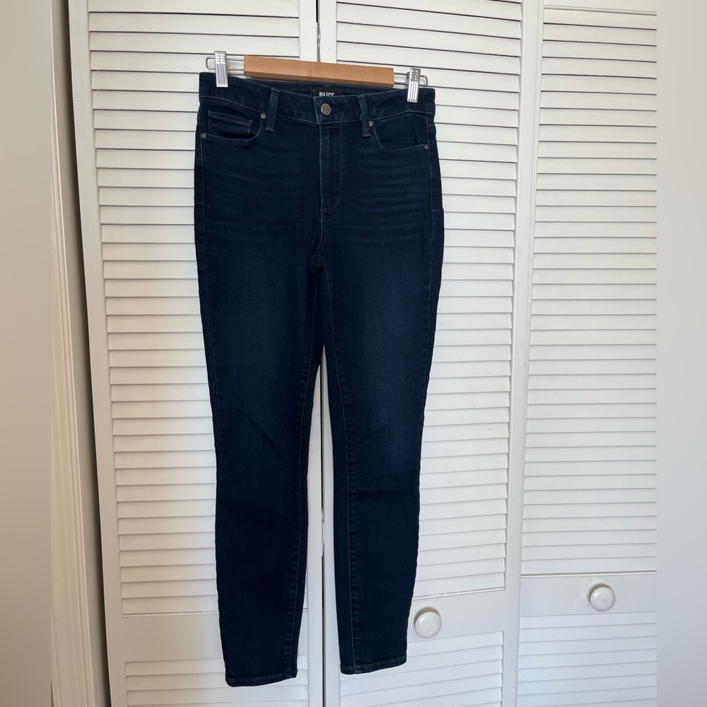 NEVER WORN w/TAG